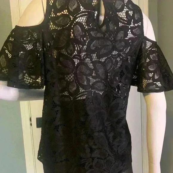 Worthington Woman’s Cold Shoulder Blouse With Lace Size XL - Picture 11 of 11